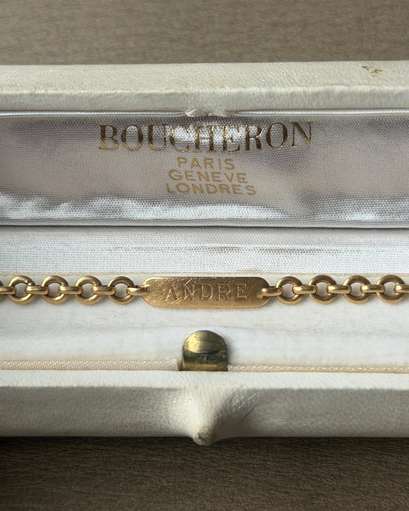 Boucheron K18 gold ID plate Bracelet ブシュロン ゴールド ID ブレスレット